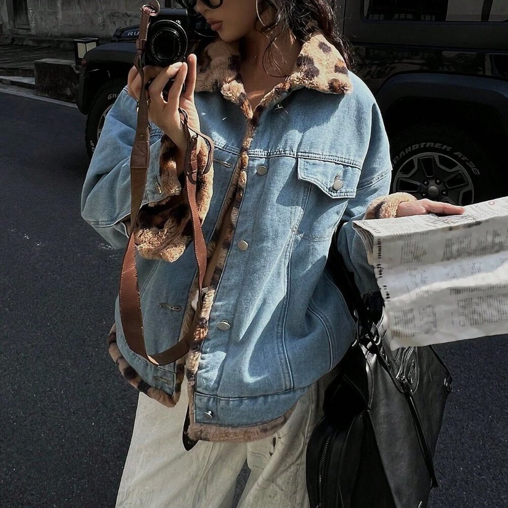 Blue Casual Women's Reversible Leopard Print Denim Jacket - Picture 4 of 6